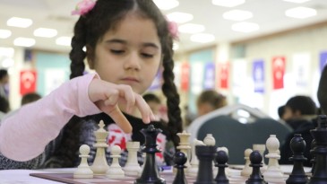 Satranç Ligi’nde Heyecan Devam Ediyor  