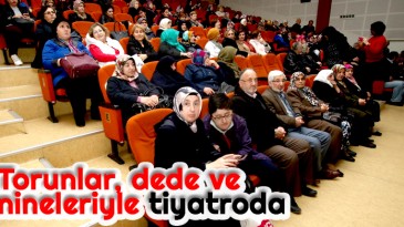 Torunlar, Dede Ve Nineleriyle Tiyatroda