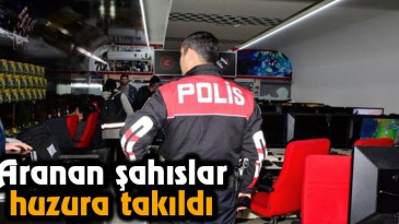 Aranan şahıslar huzura takıdı