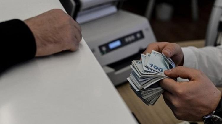 Yaşa takılıp emekli olamayanlar dikkat!