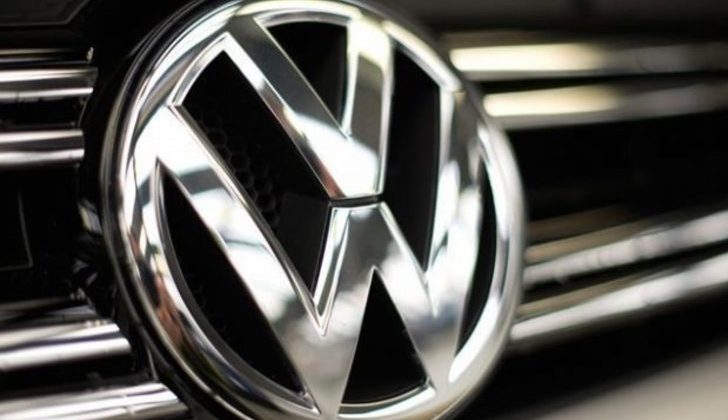 Otomobil devi Volkswagen 70 yıllık logosunu değiştiriyor