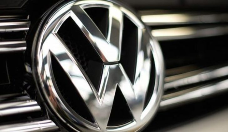 Otomobil devi Volkswagen 70 yıllık logosunu değiştiriyor