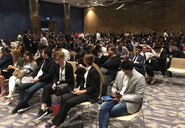 7500 TL maaş umudu izdihama neden oldu