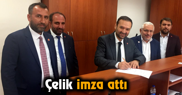 Çelik imza attı