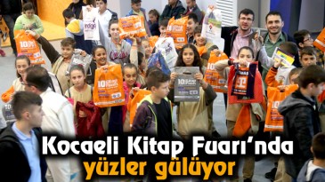 Kocaeli Kitap Fuarı’nda yüzler gülüyor 