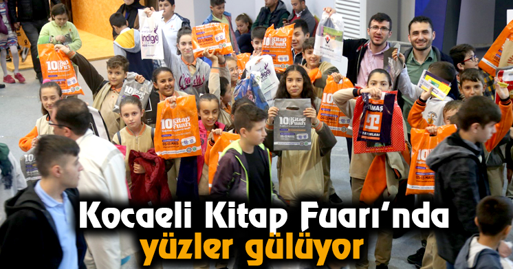Kocaeli Kitap Fuarı’nda yüzler gülüyor 