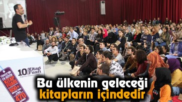“Bu ülkenin geleceği kitapların içindedir”