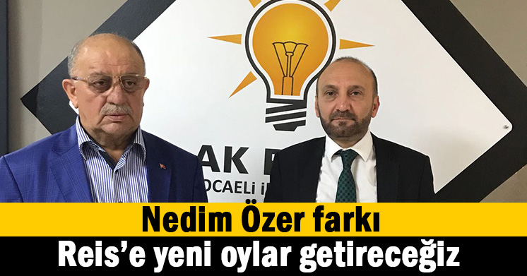 Özer siyasetin mutfağında