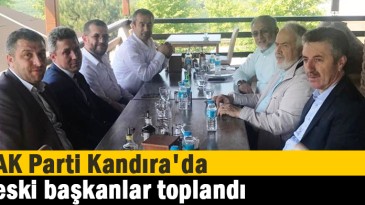 AK Parti Kandıra’da eski başkanlar toplandı