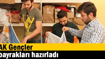 AK Gençler bayrakları hazırladı