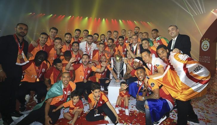 Galatasaray 21. şampiyonluğunu Türk Telekom Stadı’nda kutladı!