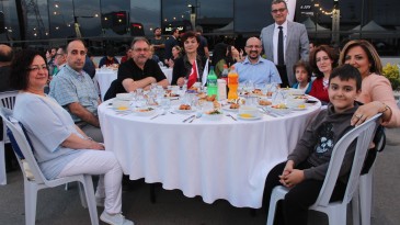 Akademi Hastanesi Ailesi iftarda buluştu  