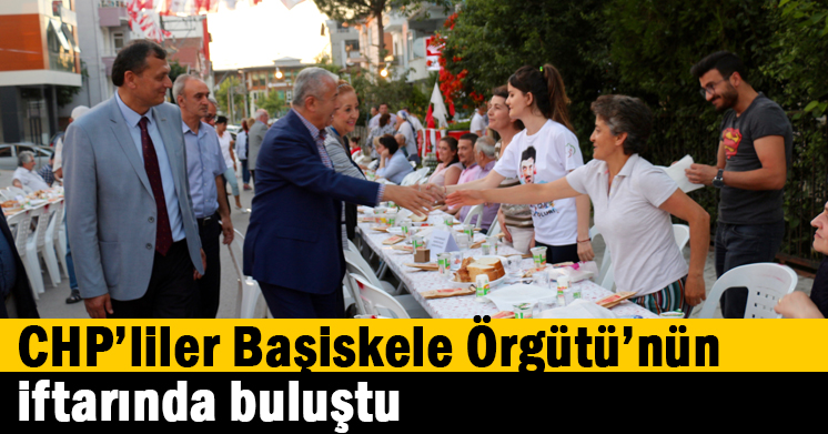 CHP’liler Başiskele Örgütü’nün iftarında buluştu