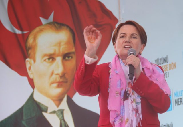 Tansu Çiller ve Meral Akşener arasında şok tartışma!
