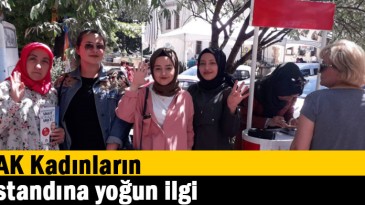 AK Kadınların standına yoğun ilgi  