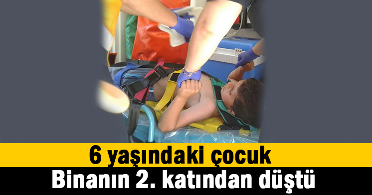 Balkondan düşen çocuk yaralandı