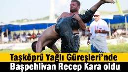 Er meydanını dolduran güreş severler unutulmaz bir gün yaşadı