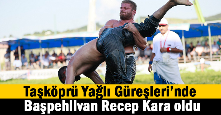 Er meydanını dolduran güreş severler unutulmaz bir gün yaşadı