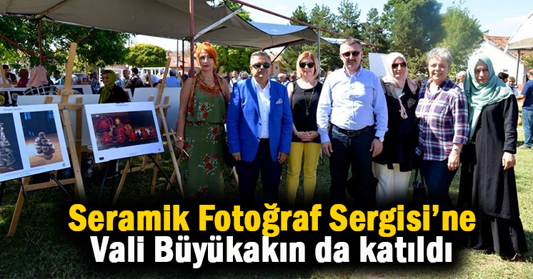 Kınık Köyü’ndeki sergiye protokolden yoğun katılım