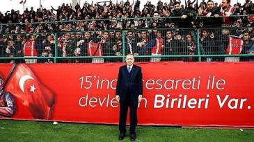 AK Gençler Çanakkale’ye Çıkarma Yaptı