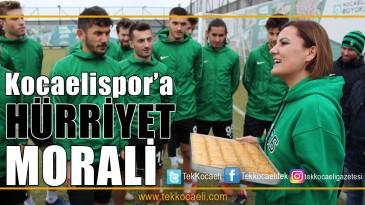 Hürriyet, Futbolculara Baklava İkram etti