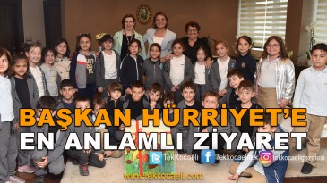 Aras, Arkadaşlarıyla Birlikte Başkan Annesini Ziyaret Etti