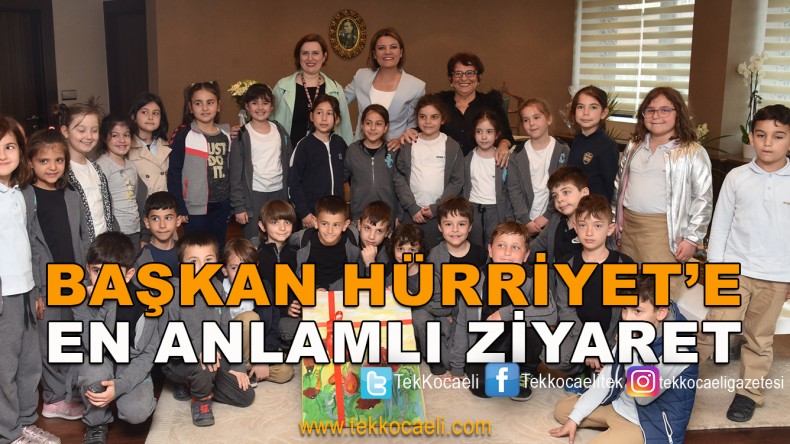 Aras, Arkadaşlarıyla Birlikte Başkan Annesini Ziyaret Etti