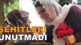 Şehit Kabirlerine Tek Tek Karanfil Bıraktı