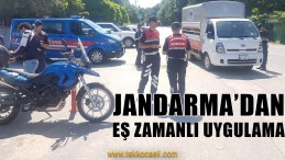 Jandarma Yüzlerce Aracı Didik Didik Aradı