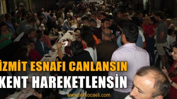 İzmit’te Binlerce Kişi Birlikte Sahur Yaptı