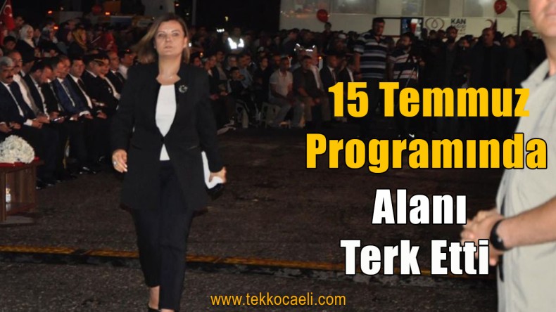 Başkan Hürriyet, 15 Temmuz Programında Alanı Terk Etti