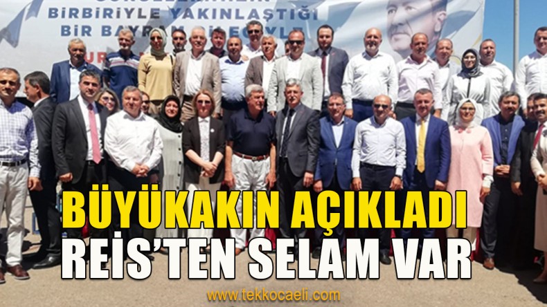 Ak Partililer Bayramlaştı