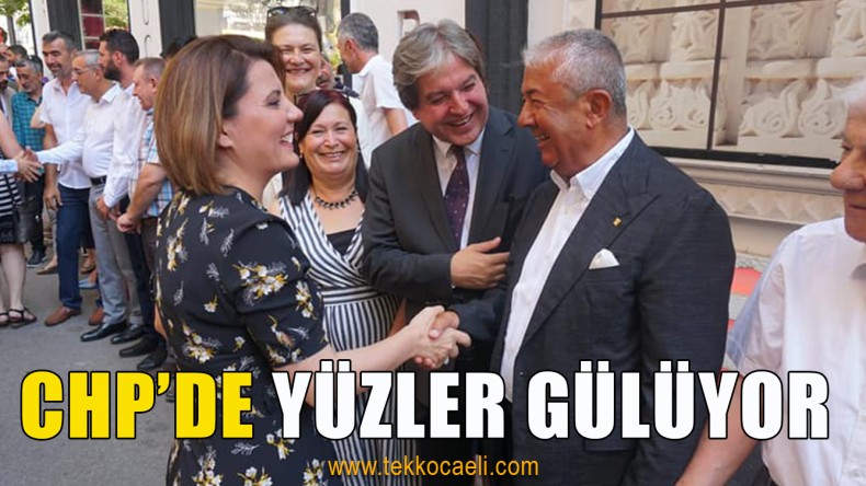 CHP’de Coşkulu Bayramlaşma