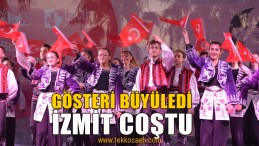 Nikomedia Halk Dansları Topluluğu Büyüledi