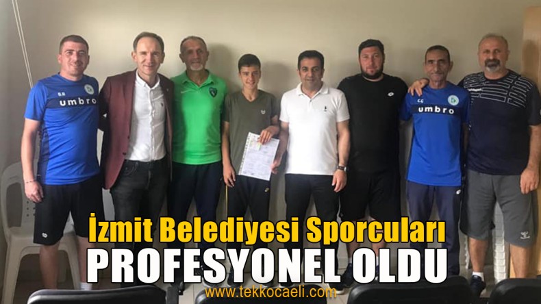 İzmit Belediyesi Sporcuları Profesyonel Oldu