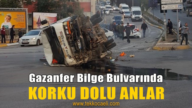 4 Ayrı Araca Çarpan Kamyon Devrildi