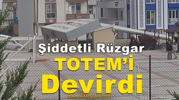 Okulun Bahçesindeki Totem Devrildi