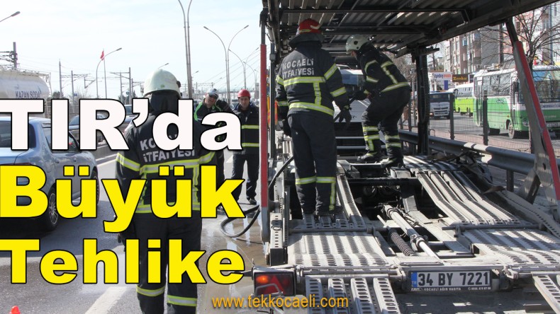 TIR’dan Bir Anda Dumanlar Yükseldi