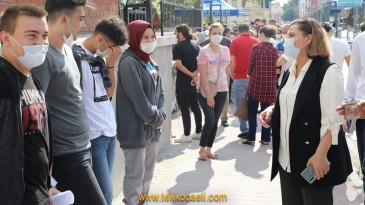 Hürriyet, YKS’ye Giren Öğrencileri Yalnız Bırakmadı