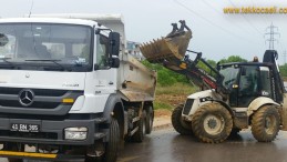 İzmit Belediyesi Tüm Ekipleriyle Sahaya İndi