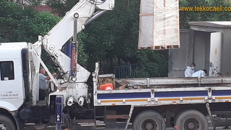 Derince Sırrıpaşa’da Trafo Patladı