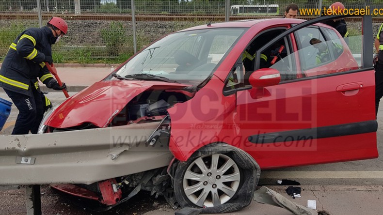 İzmit Halkevi’nde Kaza; 2 Yaralı