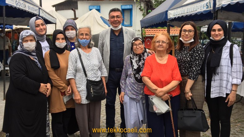 İYİ Partililer, Gölcük Saraylı Köyünde Vatandaşı Dinledi