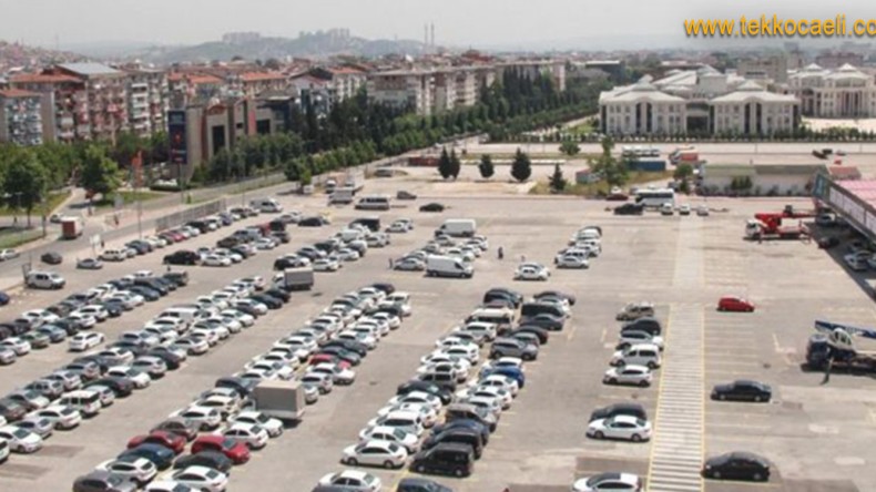Artık Buraya Araç Park Etmek 5 TL.
