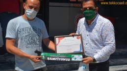 Başkan Hürriyet’ten Marketlere ‘Dayanışma’ Teşekkürü