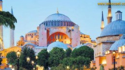 Karar Sonrası Ayasofya’da İlk Ezan Okundu