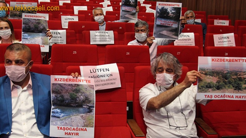 CHP’liler Büyükşehir Meclisi’nde Taşocağı’na Hayır Dedi