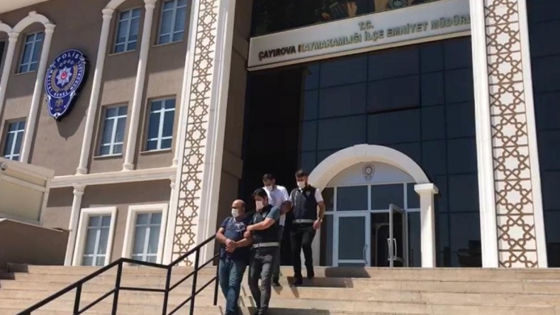 Dolandırıcı Nakliyeciler Otelde Enselendi