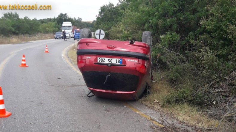 Otomobil Devrildi; Yaralı Var