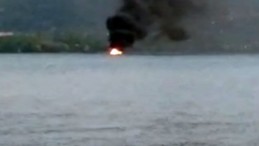 Sapanca Gölünde Tekne Alev Aldı